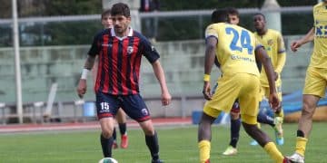 Taranto, ufficiale la firma di Antonio Romano