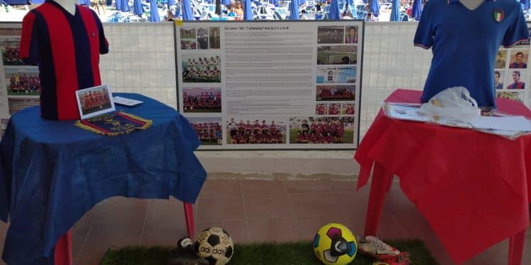 Successo per la mostra “95 anni di Storia del Taranto Calcio”, al Lido Arenile