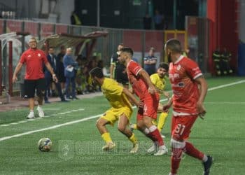 Turris-Taranto 2-1, la cronaca: Guida illude, Frascatore e Longo ribaltano il risultato