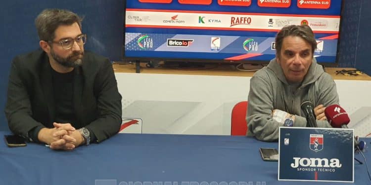 Taranto, Capuano: “Partita difficile, mi aspetto dei passi in avanti dalla squadra”