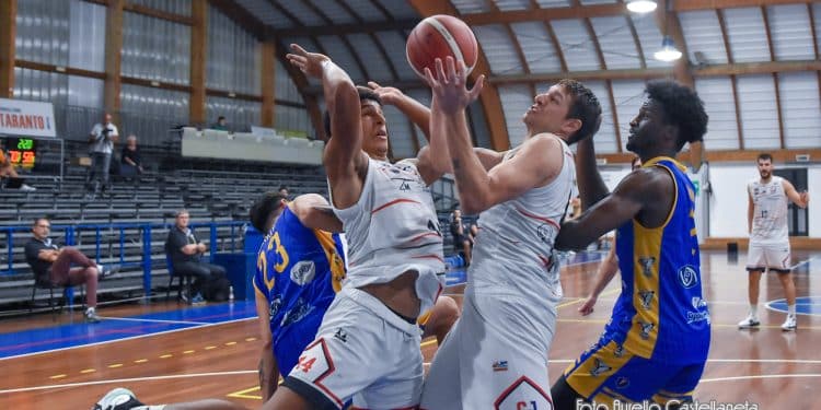CJ Basket Taranto-Bava Pozzuoli 77-65, la fotogallery