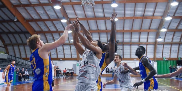 CJ Basket Taranto-Bava Pozzuoli 77-65, la fotogallery