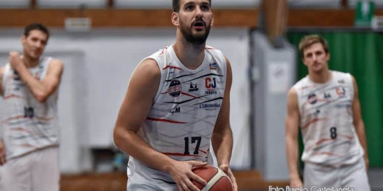 CJ Basket Taranto-Bava Pozzuoli 77-65, la fotogallery