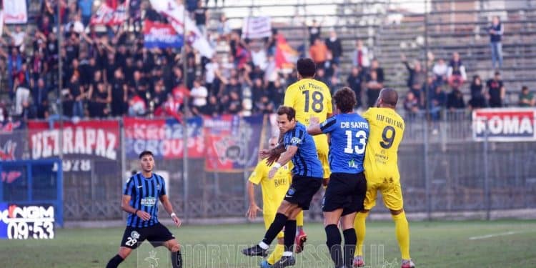 Latina-Taranto 1-0, la fotogallery