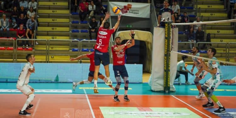 Gioiella Prisma Taranto-Pallavolo Padova 2-3, la fotogallery