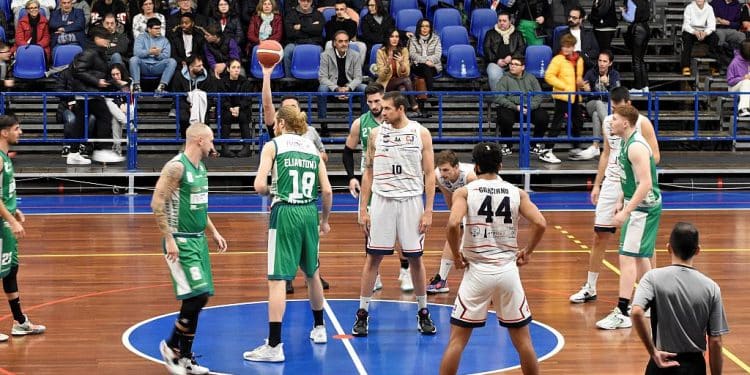 CJ Basket-Avellino 62-68, la fotogallery