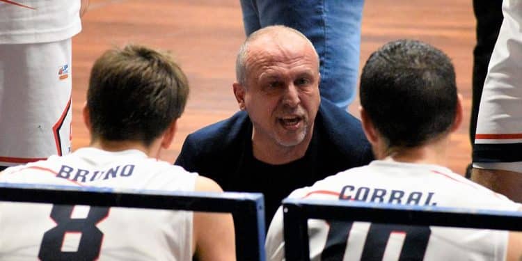 CJ Basket-Avellino 62-68, la fotogallery