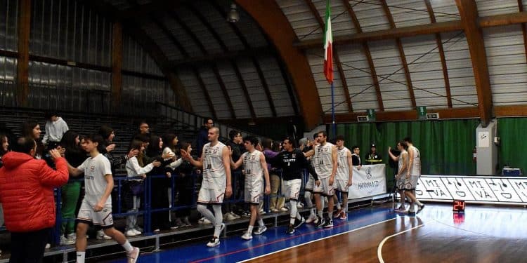 CJ Basket-Avellino 62-68, la fotogallery