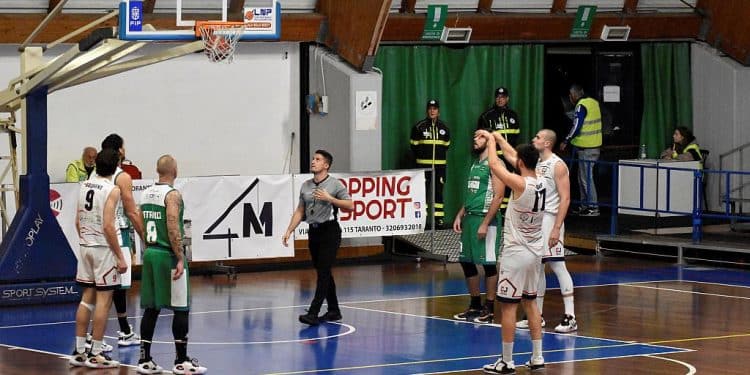 CJ Basket-Avellino 62-68, la fotogallery