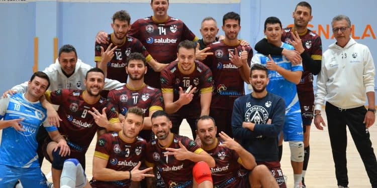 Volley Club Grottaglie, Pozzuoli strapazzato: i granata fanno sei su sei!