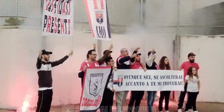 Taranto, tifosi: lo “Zoccolo Duro” a supporto della squadra di Capuano