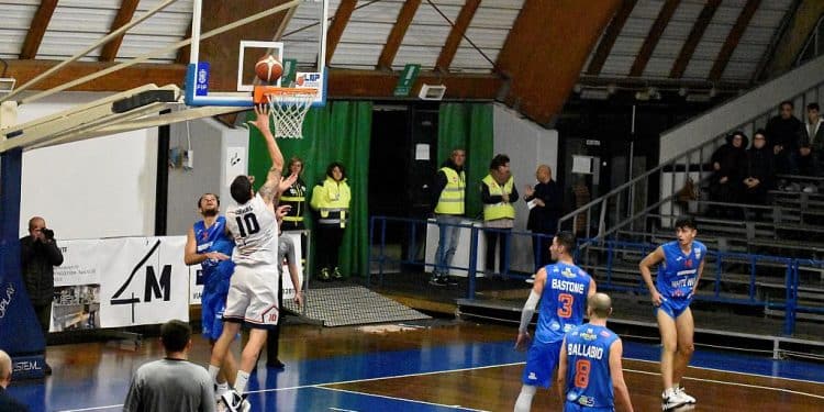 CJ Basket Taranto-White Wise Basket Monopoli 78-68, la fotogallery