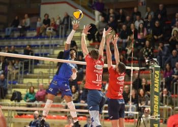 Gioiella Prisma Taranto-Top Volley Cisterna 2-3, la fotogallery
