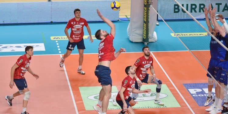 Gioiella Prisma Taranto-Top Volley Cisterna 2-3, la fotogallery