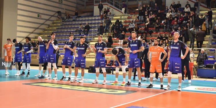 Gioiella Prisma Taranto-Top Volley Cisterna 2-3, la fotogallery