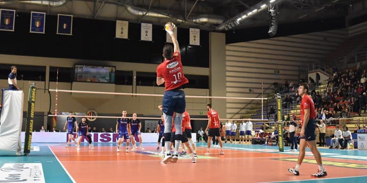 Gioiella Prisma Taranto-Top Volley Cisterna 2-3, la fotogallery