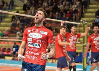 Gioiella Prisma Taranto-Top Volley Cisterna 2-3, la fotogallery