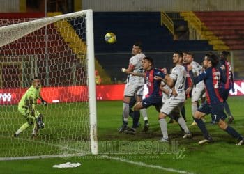 Taranto-Crotone 2-2, la fotogallery