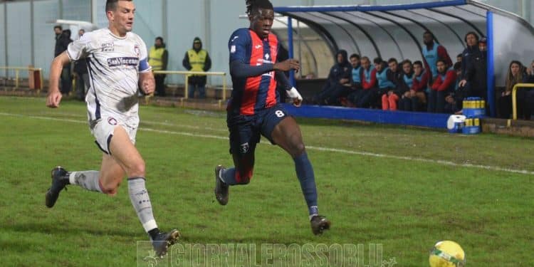 Taranto-Crotone 2-2, la fotogallery