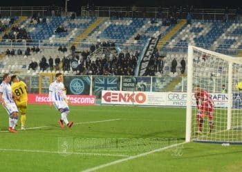 Pescara-Taranto 0-2, la fotogallery