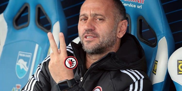 Foggia, Gallo: “Contro il Taranto gara difficilissima, dobbiamo dimenticare Pescara”