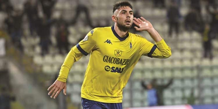 Taranto, mercato: si attende l’ufficialità per Rossetti e Micovschi