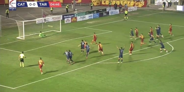 Catanzaro-Taranto 1-0, le pagelle: bene Antonini e Provenzano. Male Mastromonaco