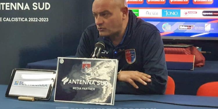 Taranto-Gelbison 0-0, la cronaca: pari privo di occasioni allo “Iacovone”