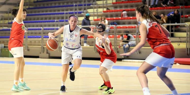 Nuovi Orizzonti Taranto-Pink Bari Basket 62-41, la fotogallery