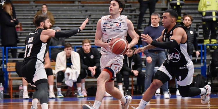 Salerno-CJ Taranto, Sampieri: “Fondamentale vincere!”
