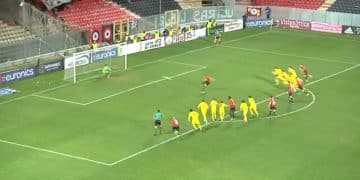 Foggia-Taranto 2-0, la cronaca: rigore inesistente, ma gli ionici non reagiscono. Rietro senza punti