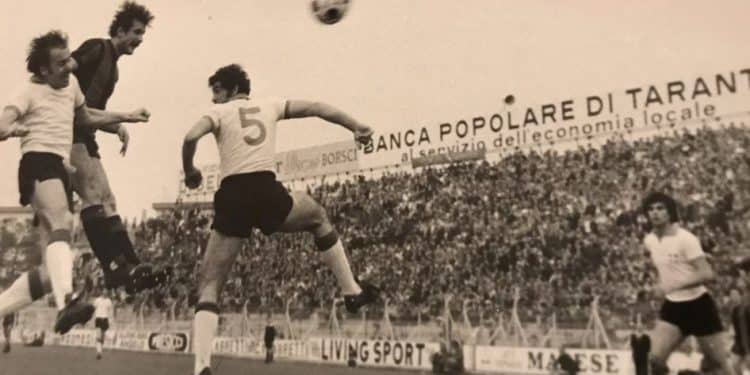 Taranto, Erasmo Iacovone: il mito continua…