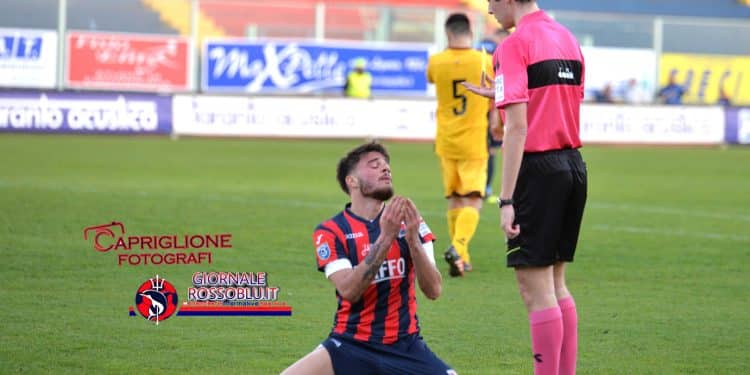 Taranto-Avellino, dirige Cerchi di Carboni: la scheda