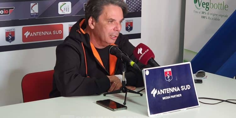 Taranto, Capuano: “Difenderemo questa categoria anche con le unghie, domani dobbiamo vincere”