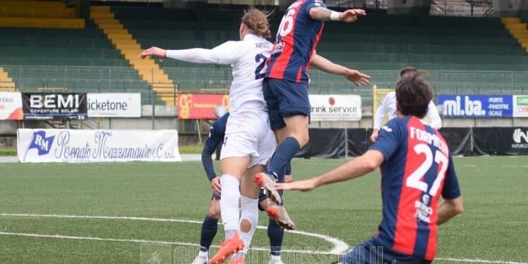 Giugliano-Taranto 0-0, la fotogallery