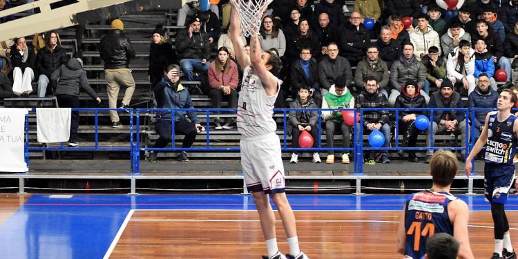 CJ Basket-Luiss Roma, Corral: “Loro fortissimi ma col Tursport pieno tutto è possibile!”
