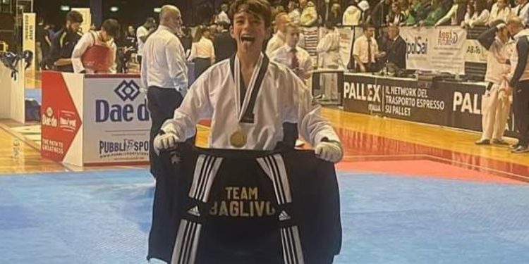 Taekwondo: European Club Championship 2023. In bulgaria si mette in mostra un giovanissimo atleta tarantino