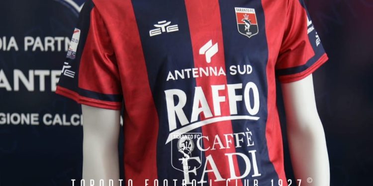 Taranto, presentato ufficialmente il nuovo sponsor tecnico Eye Sport