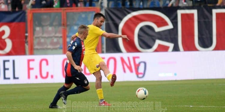 Crotone-Taranto 1-0, la fotogallery