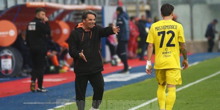 Crotone-Taranto 1-0, la fotogallery