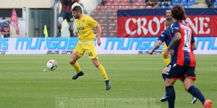 Crotone-Taranto 1-0, la fotogallery