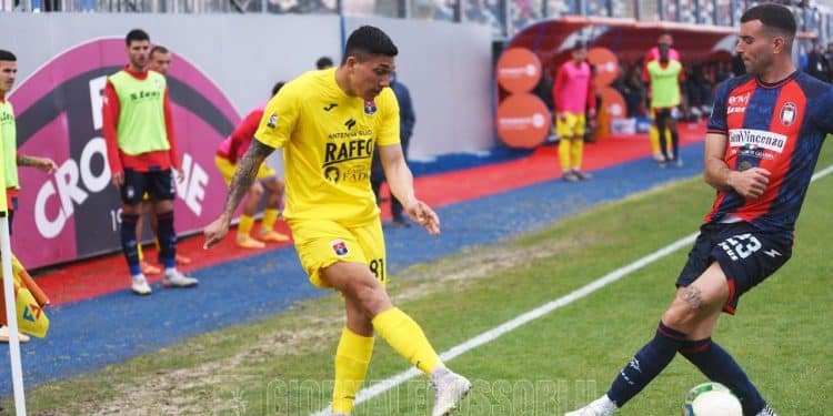 Crotone-Taranto 1-0, la fotogallery