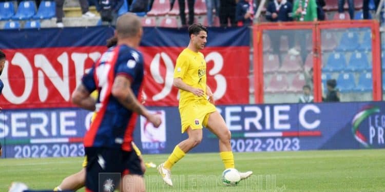 Crotone-Taranto 1-0, la fotogallery