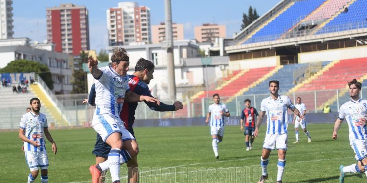Taranto-Pescara 3-0, la fotogallery