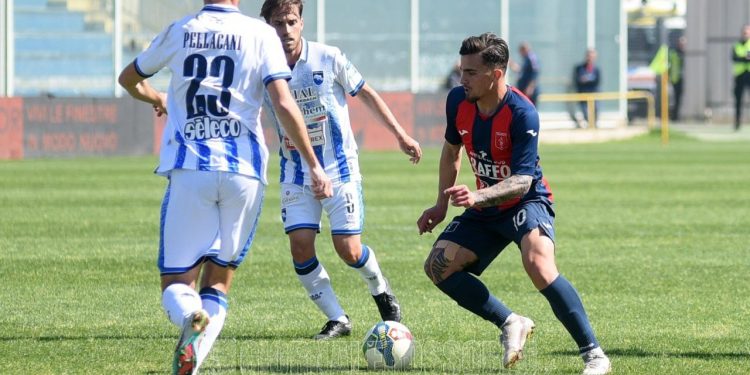 Taranto-Pescara 3-0, la fotogallery