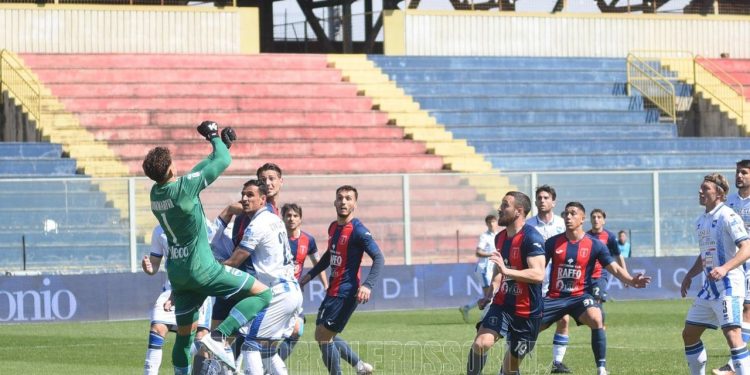 Taranto-Pescara 3-0, la fotogallery