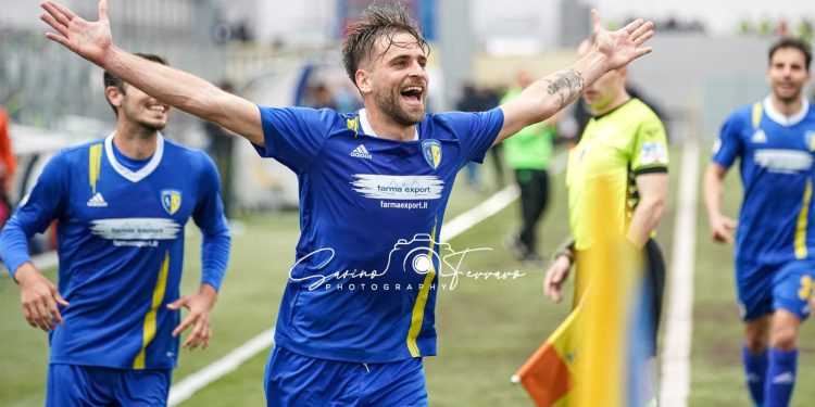 Serie C/C – PlayOff: D’Ausilio al 92′ gela il Monopoli e premia il Cerignola