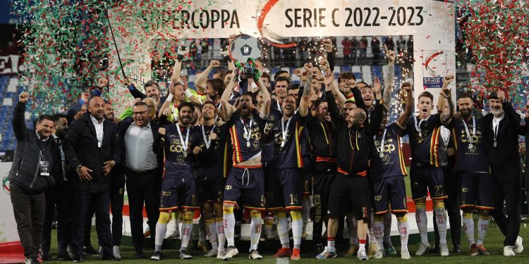 Il Catanzaro vince la Supercoppa 2023