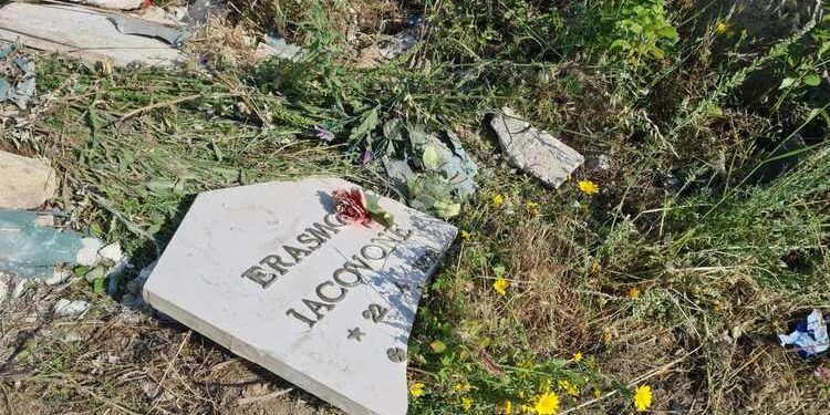 Le associazioni in campo per ricostruire la lapide di Iaco