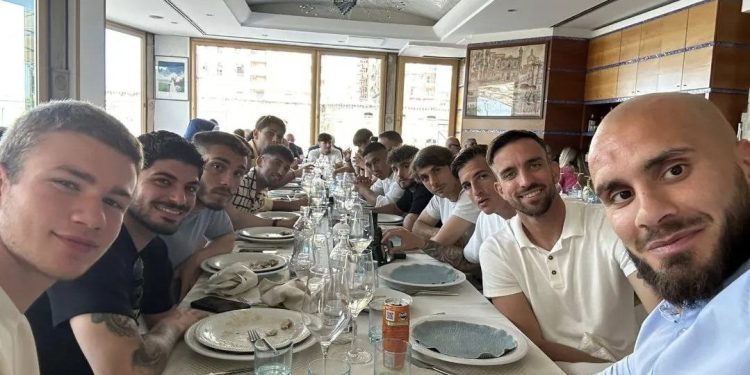 Taranto, ultimo pranzo collettivo per il team di Capuano